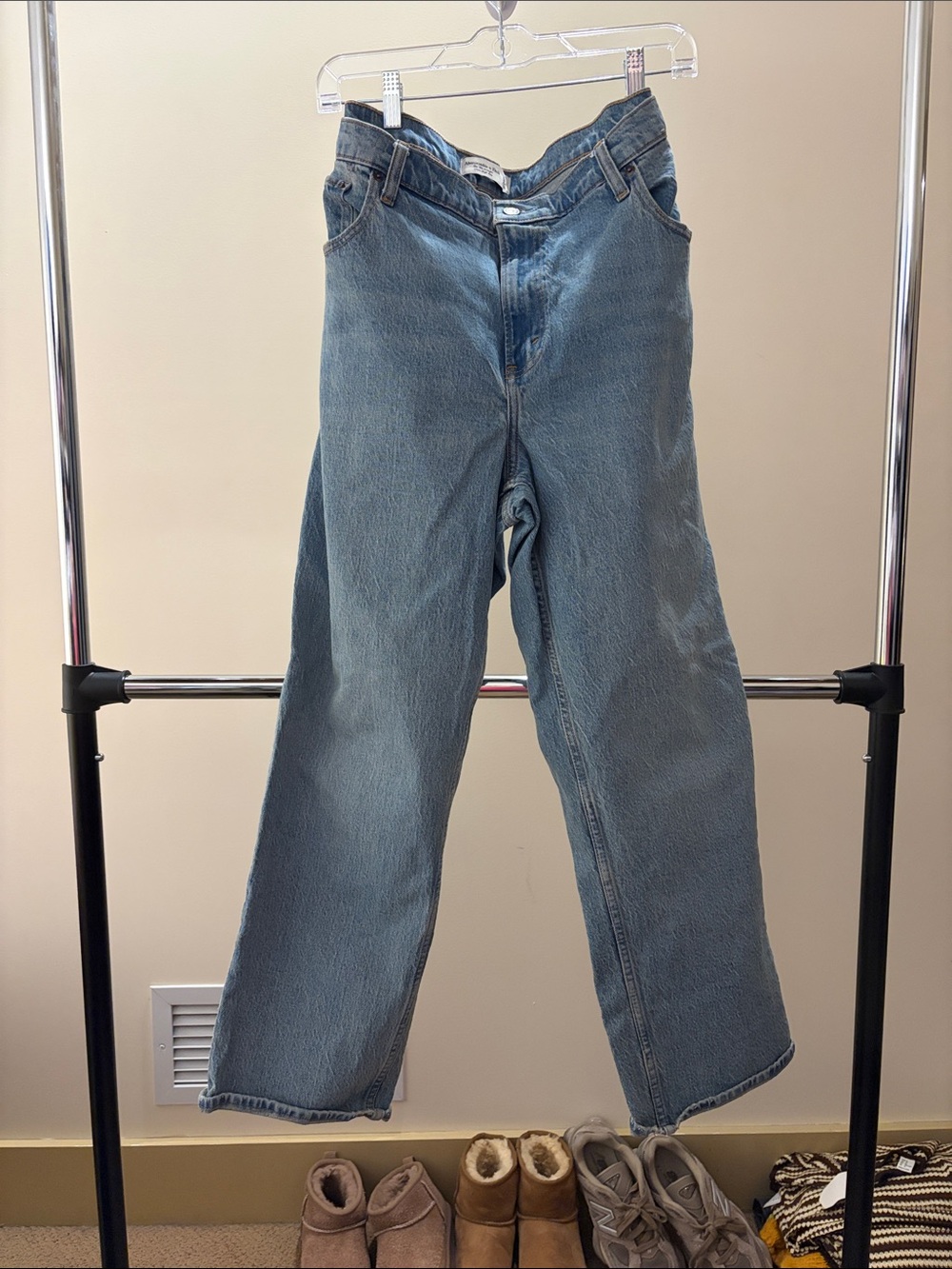 Woman’s Straight Leg Blue Denim Jeans